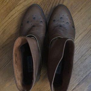 Size 8 Steve Madden boots